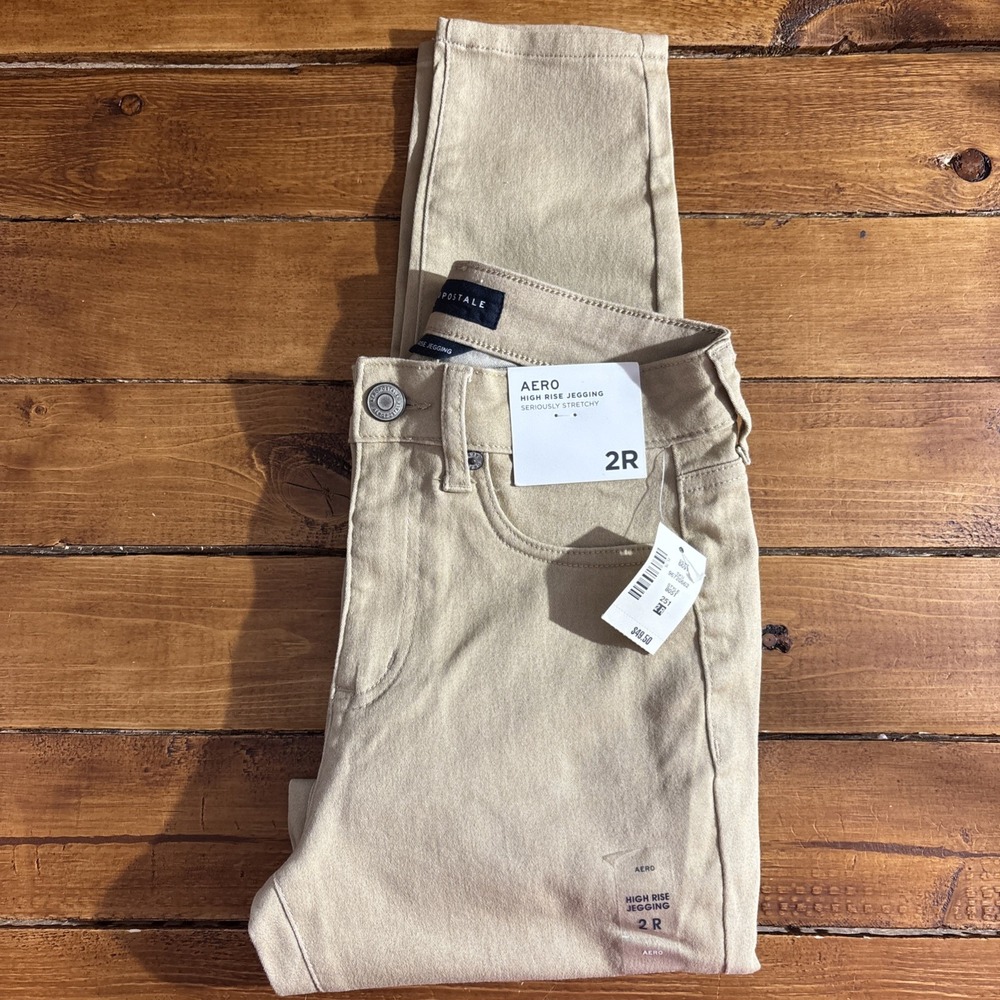 Aeropostale High Rise Jegging Pants Womens 2 Beige Chino Super Stretchy AERO NEW